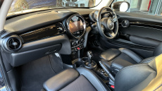 MINI Hatchback 1.5 Cooper Classic 3dr Auto [Comfort/Nav Pack] Petrol Hatchback